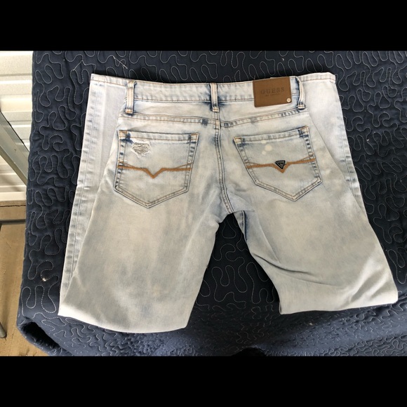 Mens Guess bleach washed jeans - Picture 2 of 2